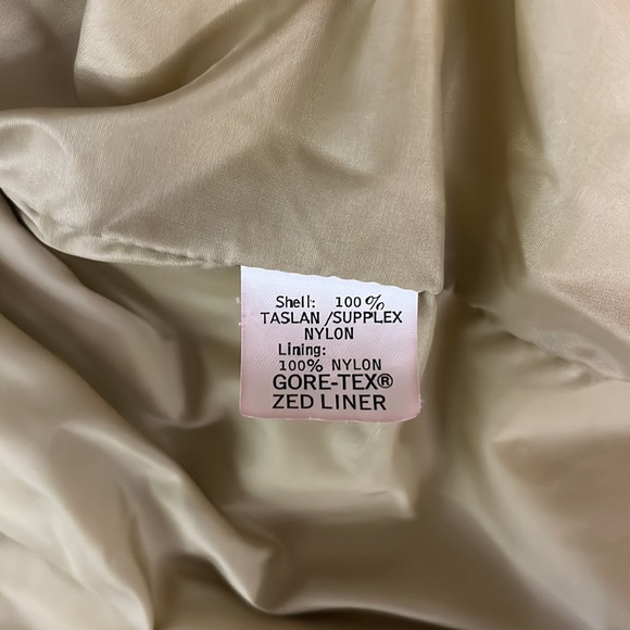 SOLD - REMINGTON Outdoors Jacket - Picture 7 of 7